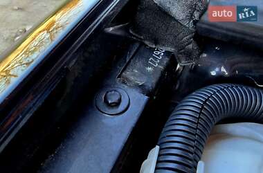 Хэтчбек Volkswagen Golf 2005 в 