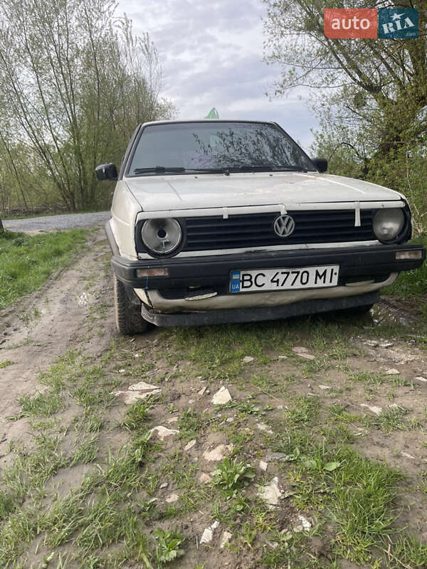 Хэтчбек Volkswagen Golf 1985 в 