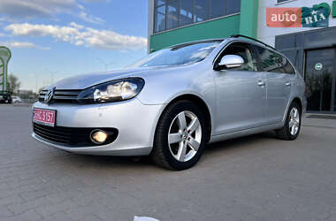 Універсал Volkswagen Golf 2011 в 