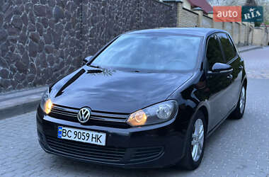 Хетчбек Volkswagen Golf 2011 в Львові