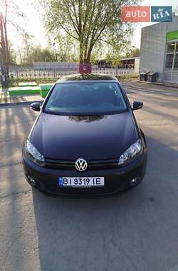 Хетчбек Volkswagen Golf 2010 в 