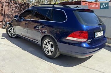 Универсал Volkswagen Golf 2009 в Житомире