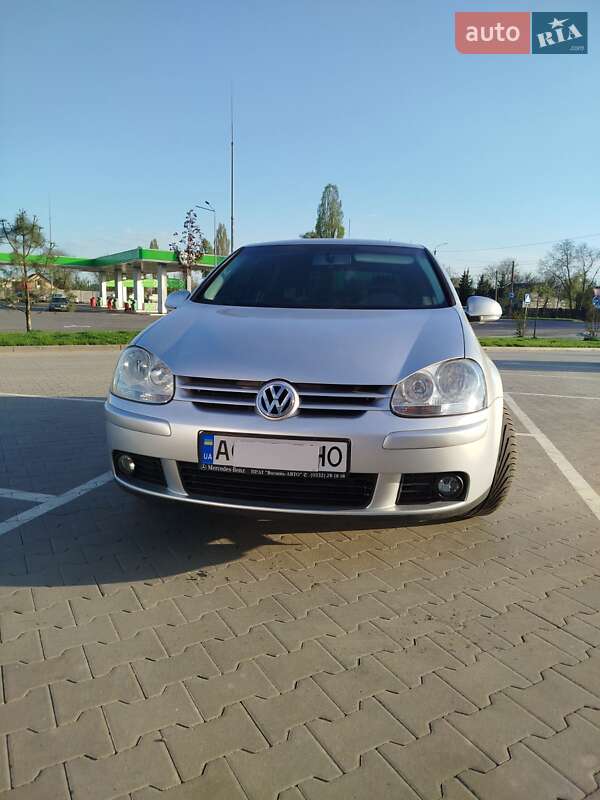 Хетчбек Volkswagen Golf 2007 в Луцьку