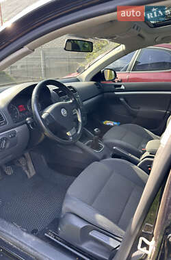 Универсал Volkswagen Golf 2007 в 