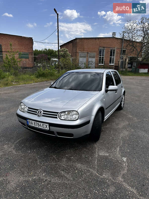 Volkswagen Golf 2001