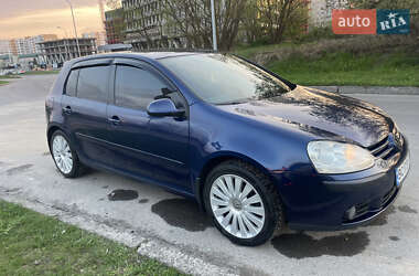 Хетчбек Volkswagen Golf 2007 в 