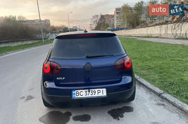 Хетчбек Volkswagen Golf 2007 в 