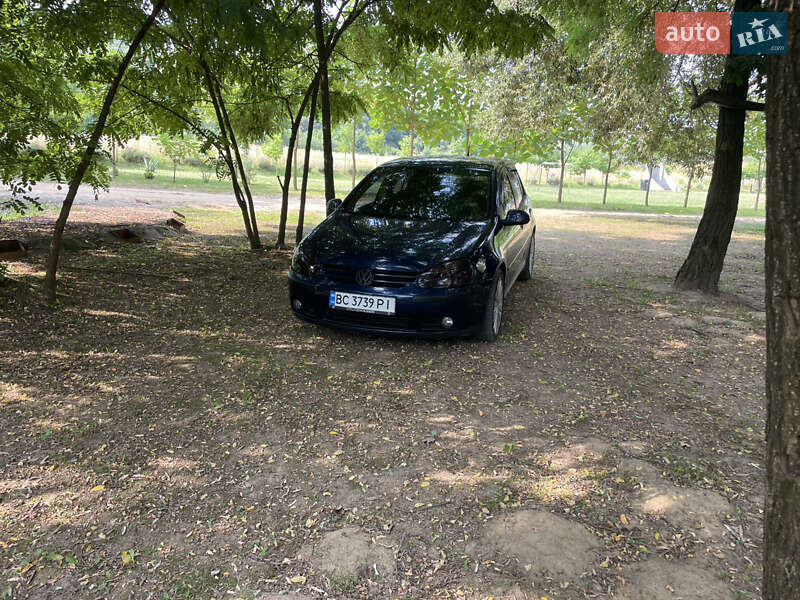Хэтчбек Volkswagen Golf 2007 в Львове