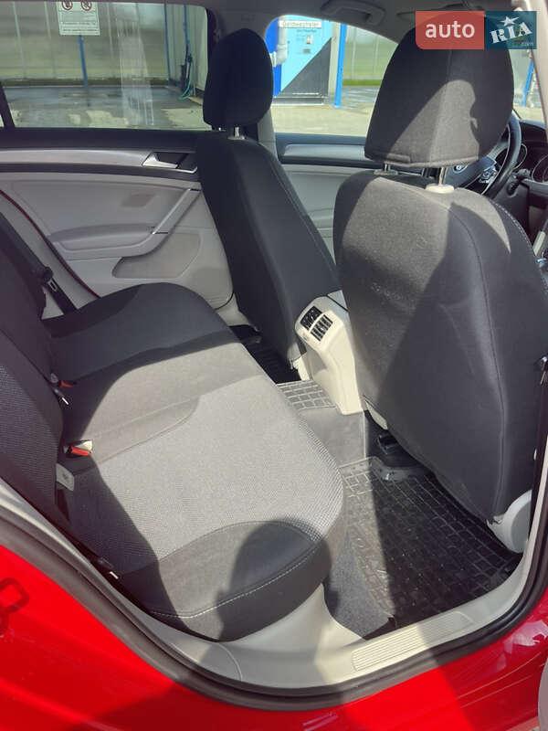 Универсал Volkswagen Golf 2015 в Харькове