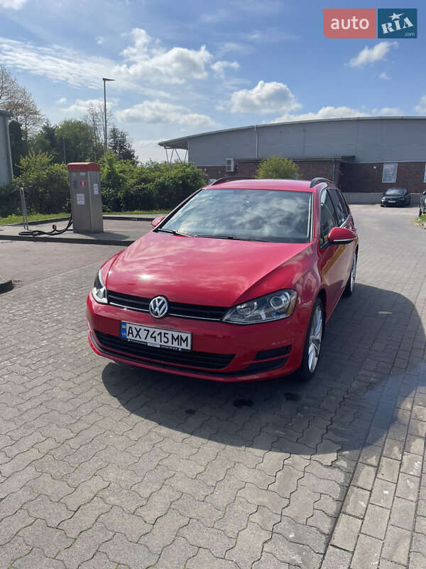 Универсал Volkswagen Golf 2015 в Харькове