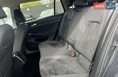 Універсал Volkswagen Golf 2021 в 