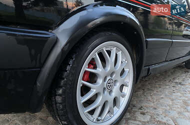 Хэтчбек Volkswagen Golf 1985 в 
