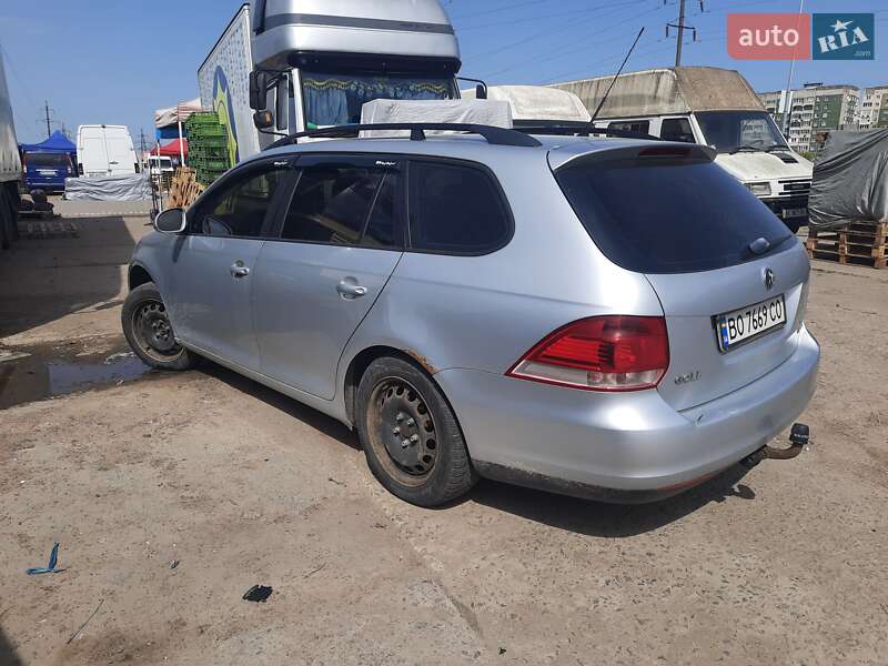 Універсал Volkswagen Golf 2008 в 