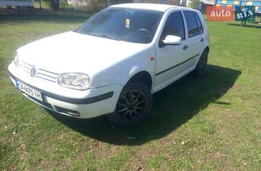 Хэтчбек Volkswagen Golf 1998 в Черкассах