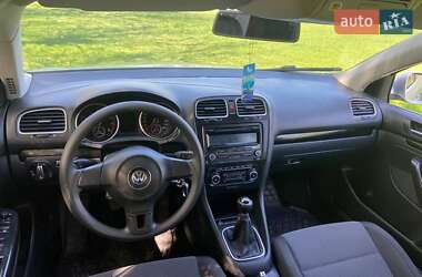 Універсал Volkswagen Golf 2009 в 