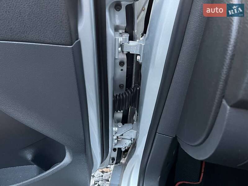 Хэтчбек Volkswagen Golf 2007 в Полтаве