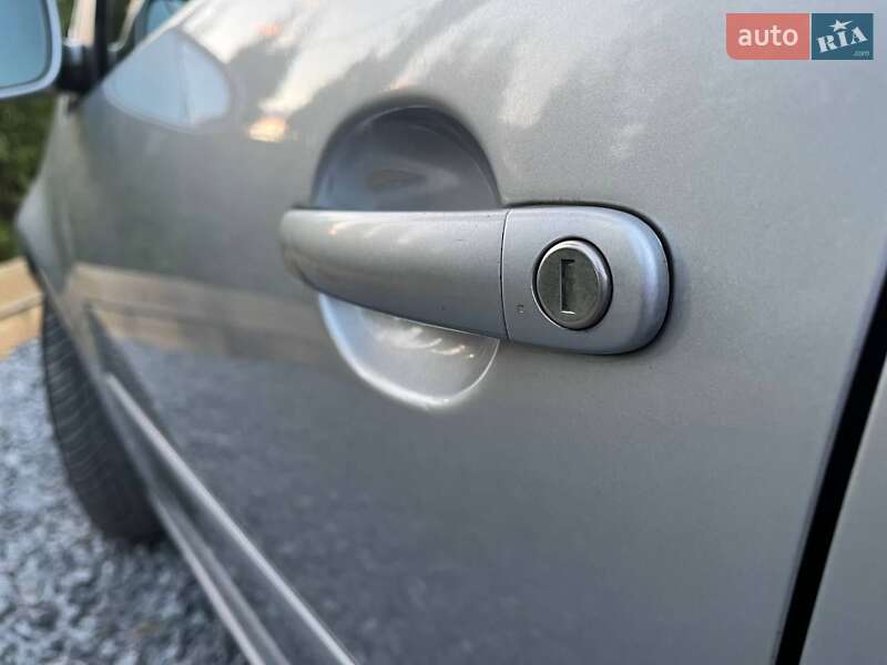 Хэтчбек Volkswagen Golf 2007 в Полтаве