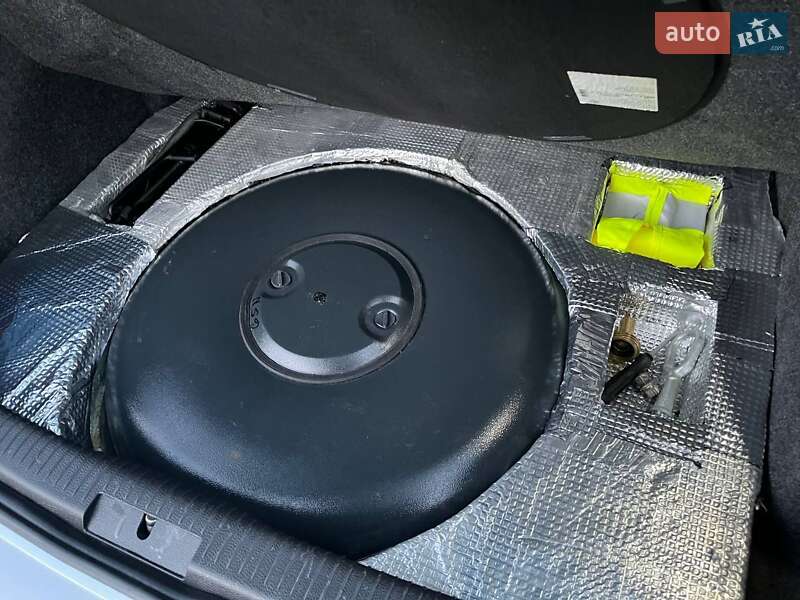 Хэтчбек Volkswagen Golf 2007 в Полтаве