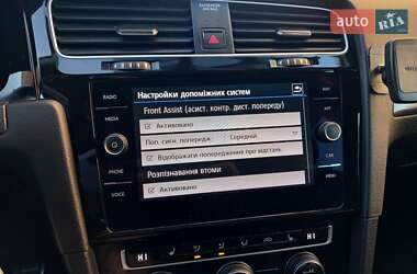 Універсал Volkswagen Golf 2018 в 