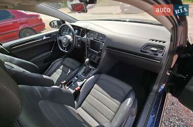 Универсал Volkswagen Golf 2014 в 