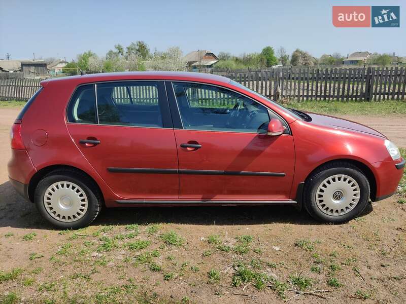 Хэтчбек Volkswagen Golf 2006 в Коростене фото 4 Хэтчбек Volkswagen Golf 2006 в Коростене