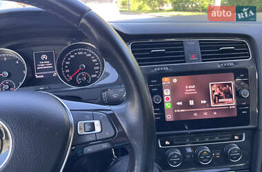 Универсал Volkswagen Golf 2018 в 