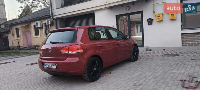 Хэтчбек Volkswagen Golf 2009 в Мукачево