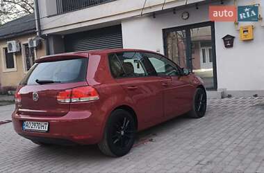 Хетчбек Volkswagen Golf 2009 в 
