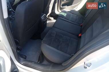 Універсал Volkswagen Golf 2011 в 