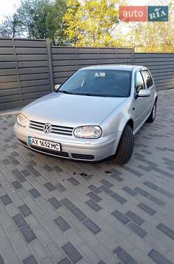 Хэтчбек Volkswagen Golf 2003 в Харькове