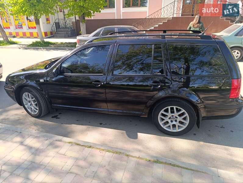 Volkswagen Golf 2002