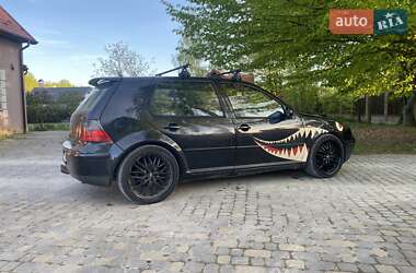 Хэтчбек Volkswagen Golf 1999 в 