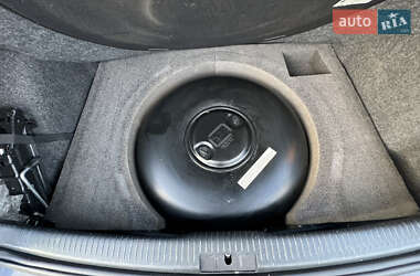 Хэтчбек Volkswagen Golf 2007 в 