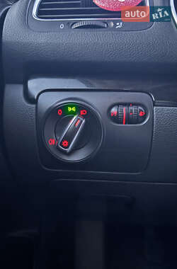 Універсал Volkswagen Golf 2010 в 