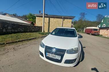 Хэтчбек Volkswagen Golf 2007 в 