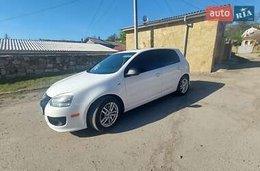 Хэтчбек Volkswagen Golf 2007 в 