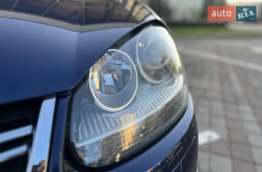 Універсал Volkswagen Golf 2009 в 