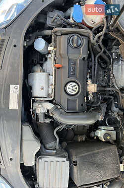 Універсал Volkswagen Golf 2009 в 