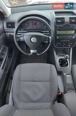 Универсал Volkswagen Golf 2008 в 