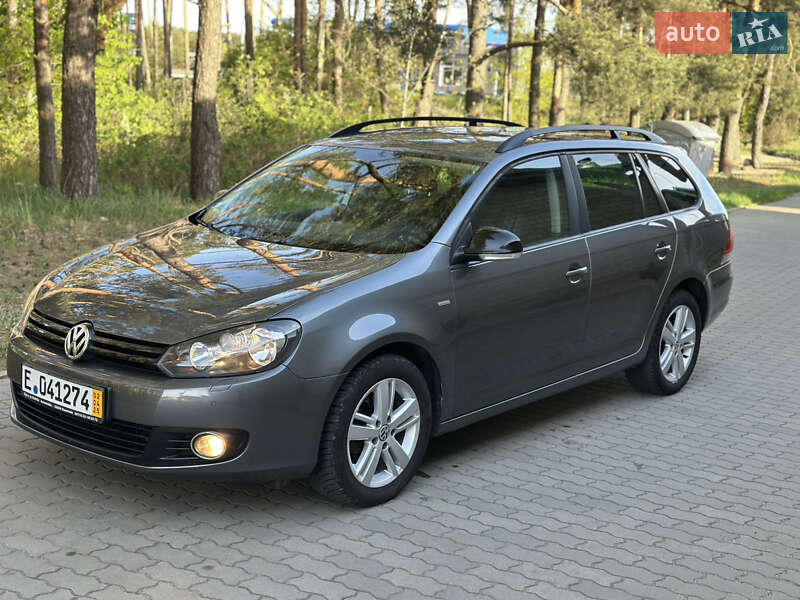 Универсал Volkswagen Golf 2013 в Ровно