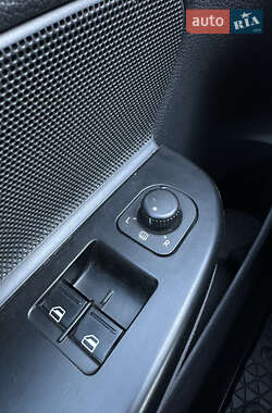 Хэтчбек Volkswagen Golf 2006 в 