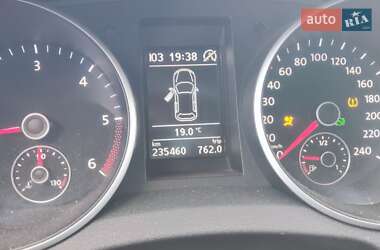 Універсал Volkswagen Golf 2012 в 