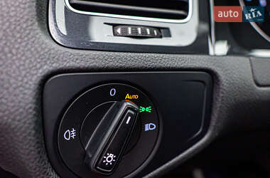 Хетчбек Volkswagen Golf 2020 в 