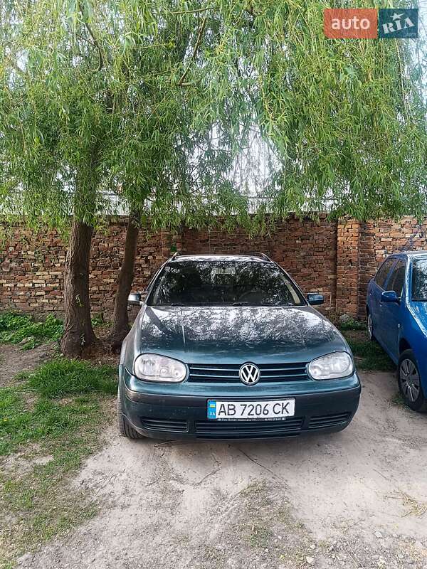Volkswagen Golf 2001