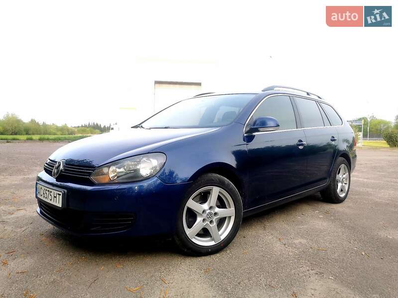 Универсал Volkswagen Golf 2010 в 