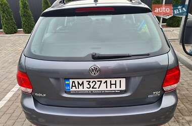 Универсал Volkswagen Golf 2010 в 