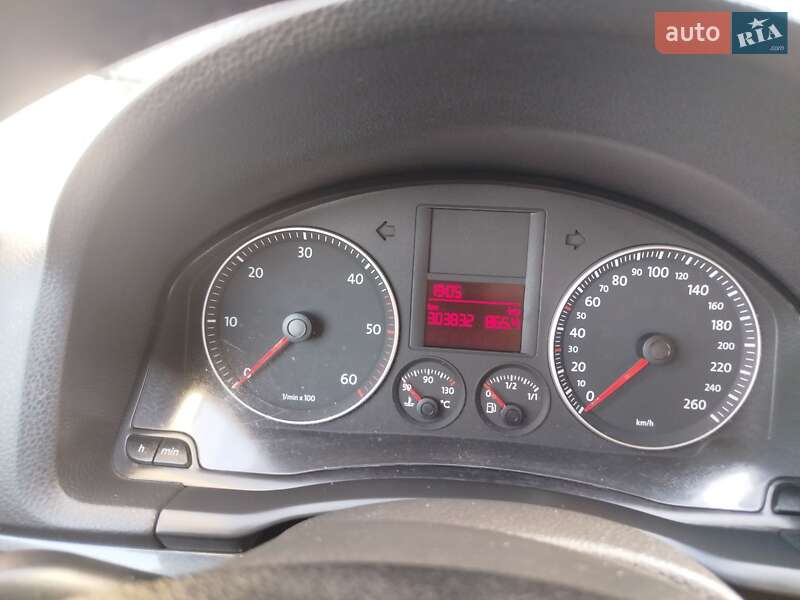 Универсал Volkswagen Golf 2009 в Ратным фото 22 Универсал Volkswagen Golf 2009 в Ратным