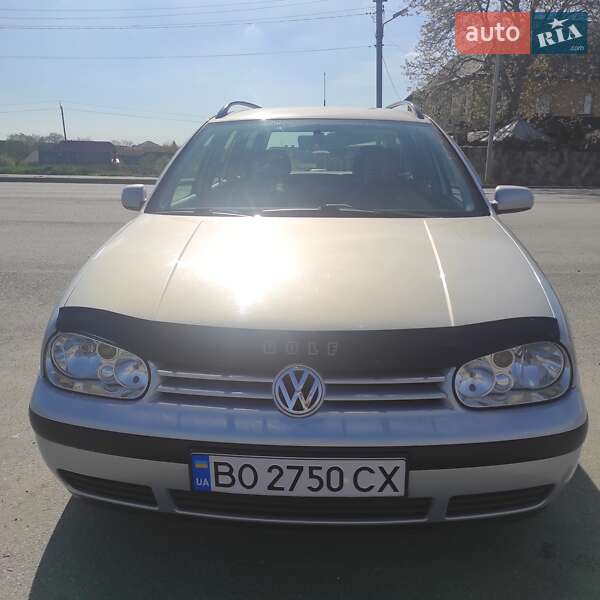 Универсал Volkswagen Golf 2000 в 