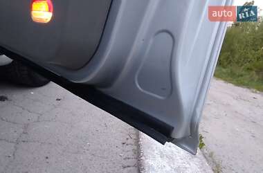 Хэтчбек Volkswagen Golf 2000 в 