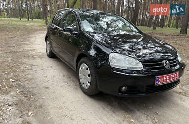 Хетчбек Volkswagen Golf 2008 в 